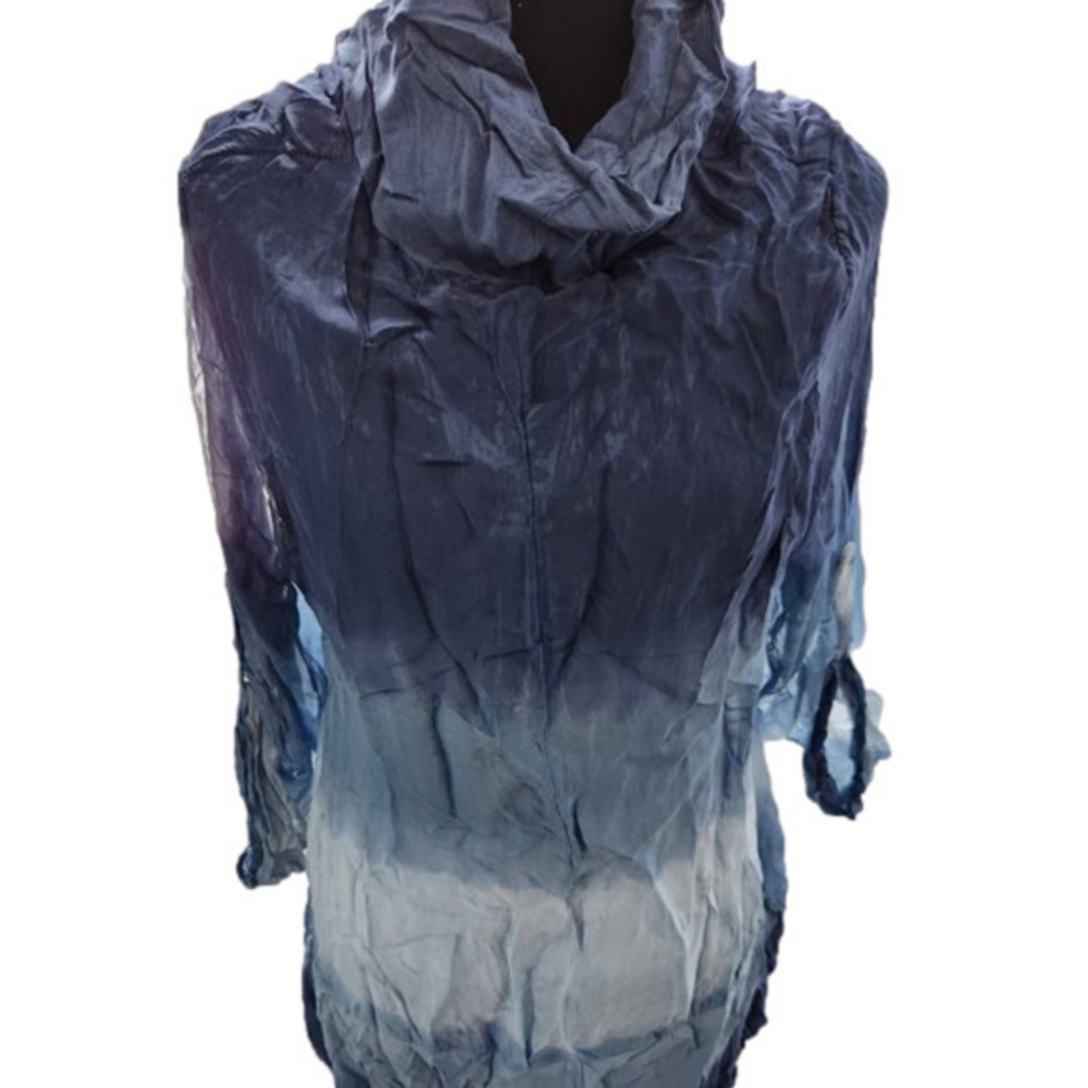 P221. Made in Italy Blue Silk 3/4 Sleeve Silk Tunic |L